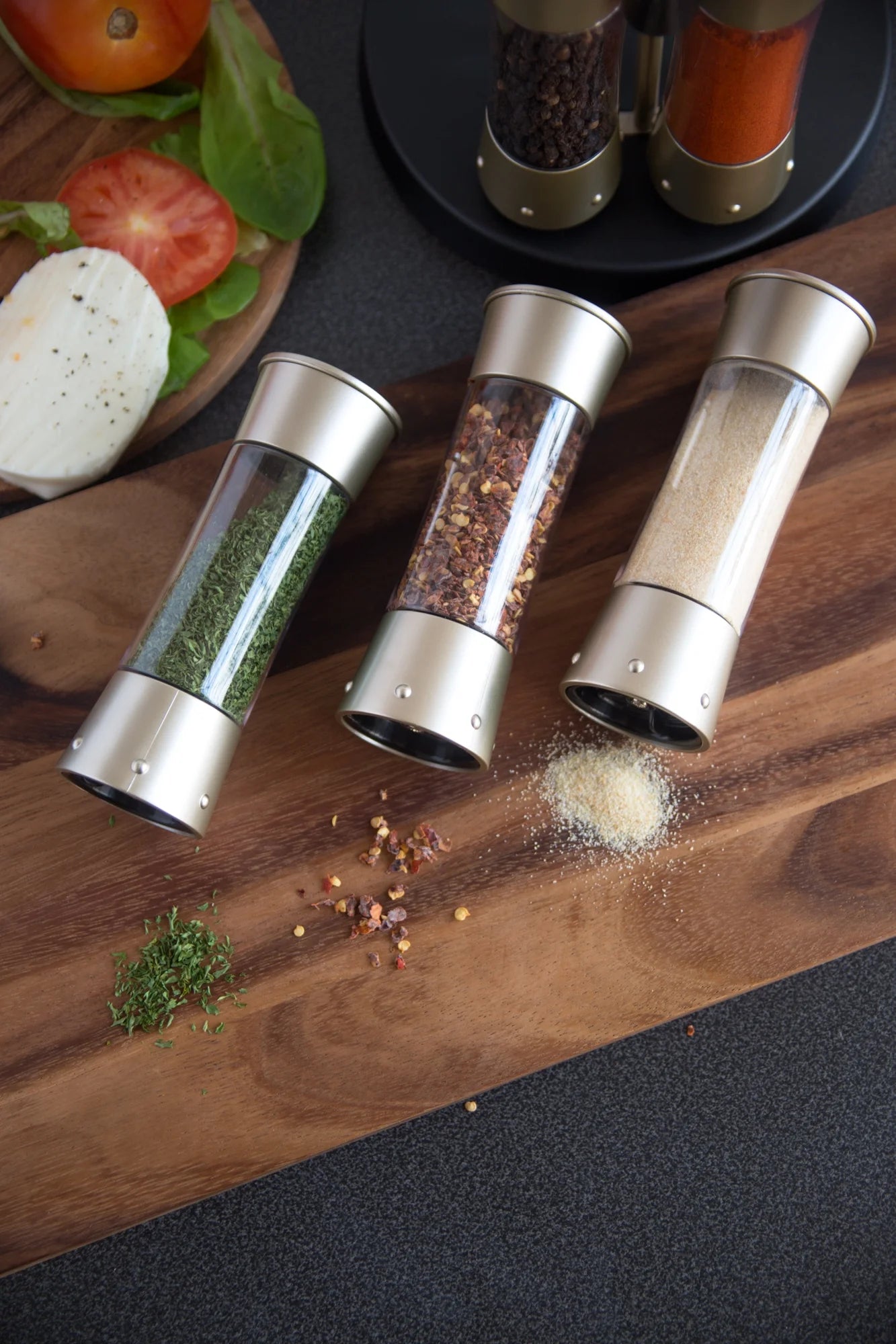 Auto-Measure Spice Carousel